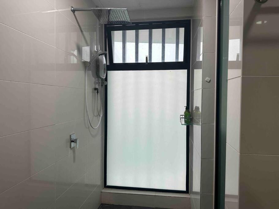 5min To Midvalley@6pax 2br Mosaic Southkey Apartment